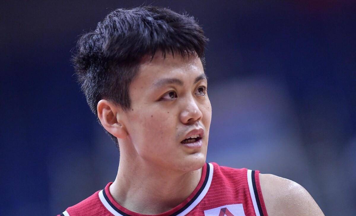 爱游戏平台-包含训练课后体能课后,辽宁本钢外线爆发备战意大利杯,形势明朗,团队化学反应显著的词条