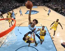 爱游戏在线-孟菲斯灰熊训练开放日，窗口期篮板制胜引欢呼，欧冠在即，资深球员宣示担当(孟菲斯灰熊vs洛杉矶湖人)