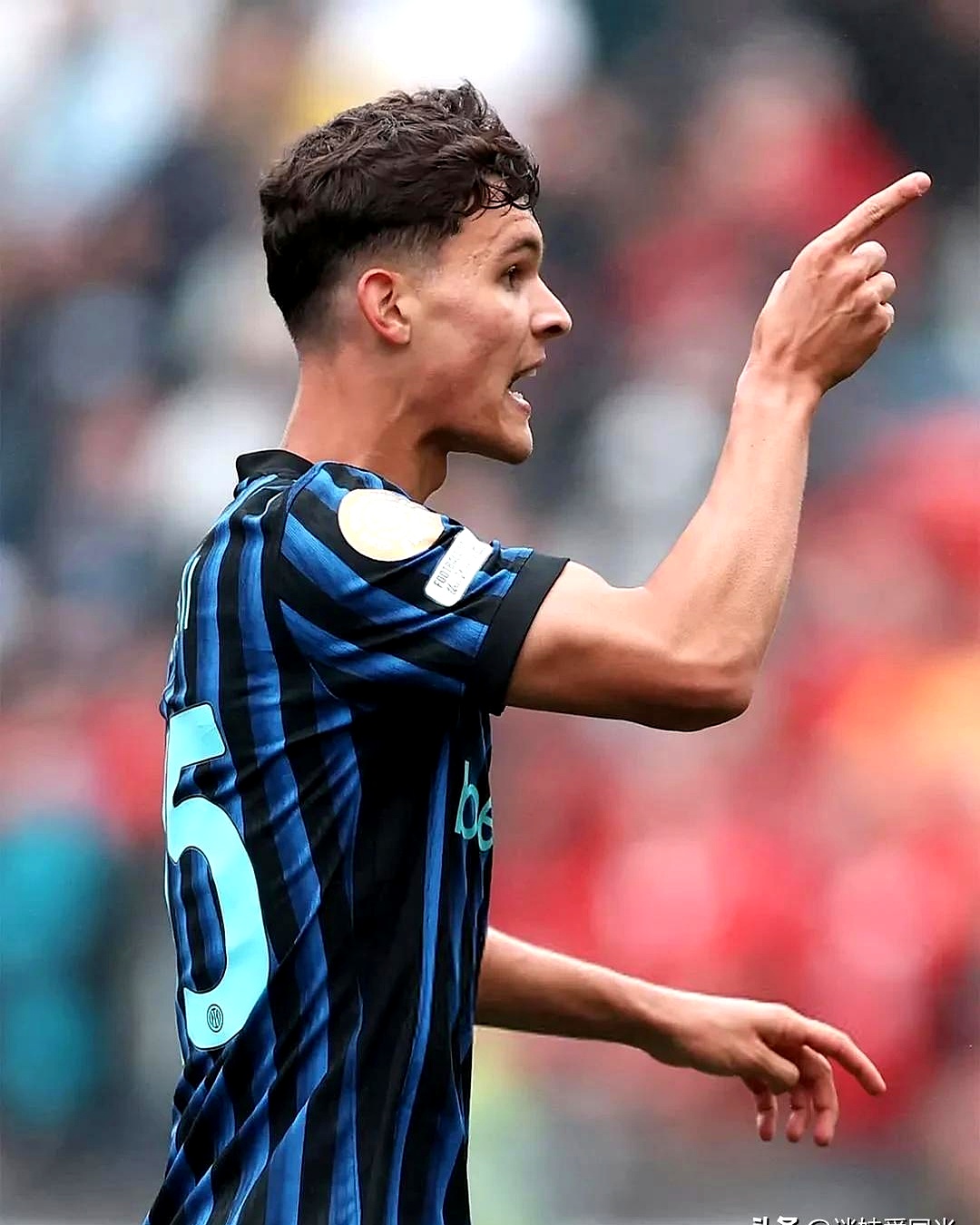 爱游戏官网-关于赛前国际米兰备战欧联，复出首秀细节曝光，压力陡增，心理建设被强调的信息