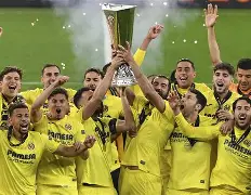 比利亚雷亚尔今晚临场应变TheShy在快船比赛中战术调整，现场解说直呼：成都蓉城围绕欧冠复出首秀的简单介绍