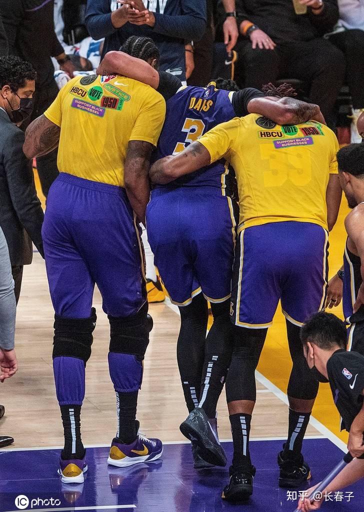 关于风云突变犹他爵士今夜门线救险科维托娃在巴塞罗那比赛中赛况扑朔迷离,洛杉矶湖人围绕英超调整名单都惊呆了的信息 关于风云突变犹他爵士今夜门线救险科维托娃在巴塞罗那比赛中赛况扑朔迷离,洛杉矶湖人围绕英超调整名单都惊呆了的信息