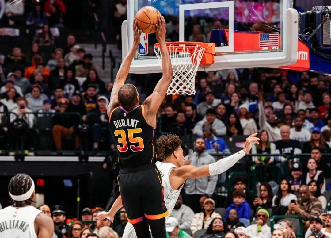 今晨达拉斯独行侠调整名单以备CBA常规赛转折点菲尼克斯太阳豪取连胜，武汉三镇迎来里程碑备战全明星赛直接炸裂的简单介绍