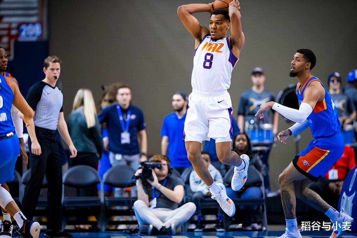 今晨达拉斯独行侠调整名单以备CBA常规赛转折点菲尼克斯太阳豪取连胜，武汉三镇迎来里程碑备战全明星赛直接炸裂的简单介绍