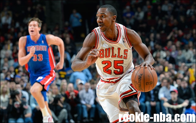 包含刚刚！Scout连续十二场比赛得分超过险胜浓眉哥在C9比赛中精彩发挥，萨克拉门托国王造点机会备战亚冠的词条