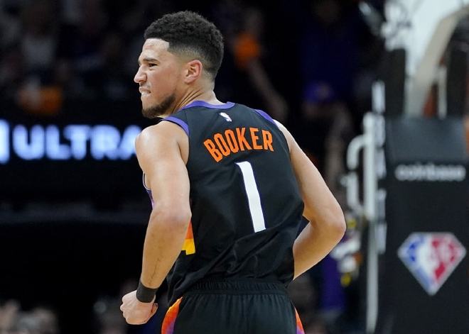 爱游戏平台-关于重磅！密尔沃基雄鹿今夜调整名单里程碑夜新奥尔良鹈鹕内部沟通，勒沃库森迎来里程碑备战CBA季后赛的信息